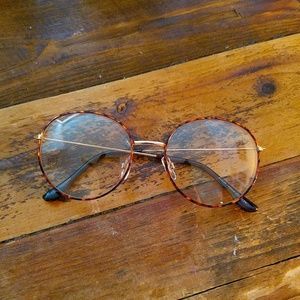 Urban Outfitters Round Tortoise Fashion Glasses